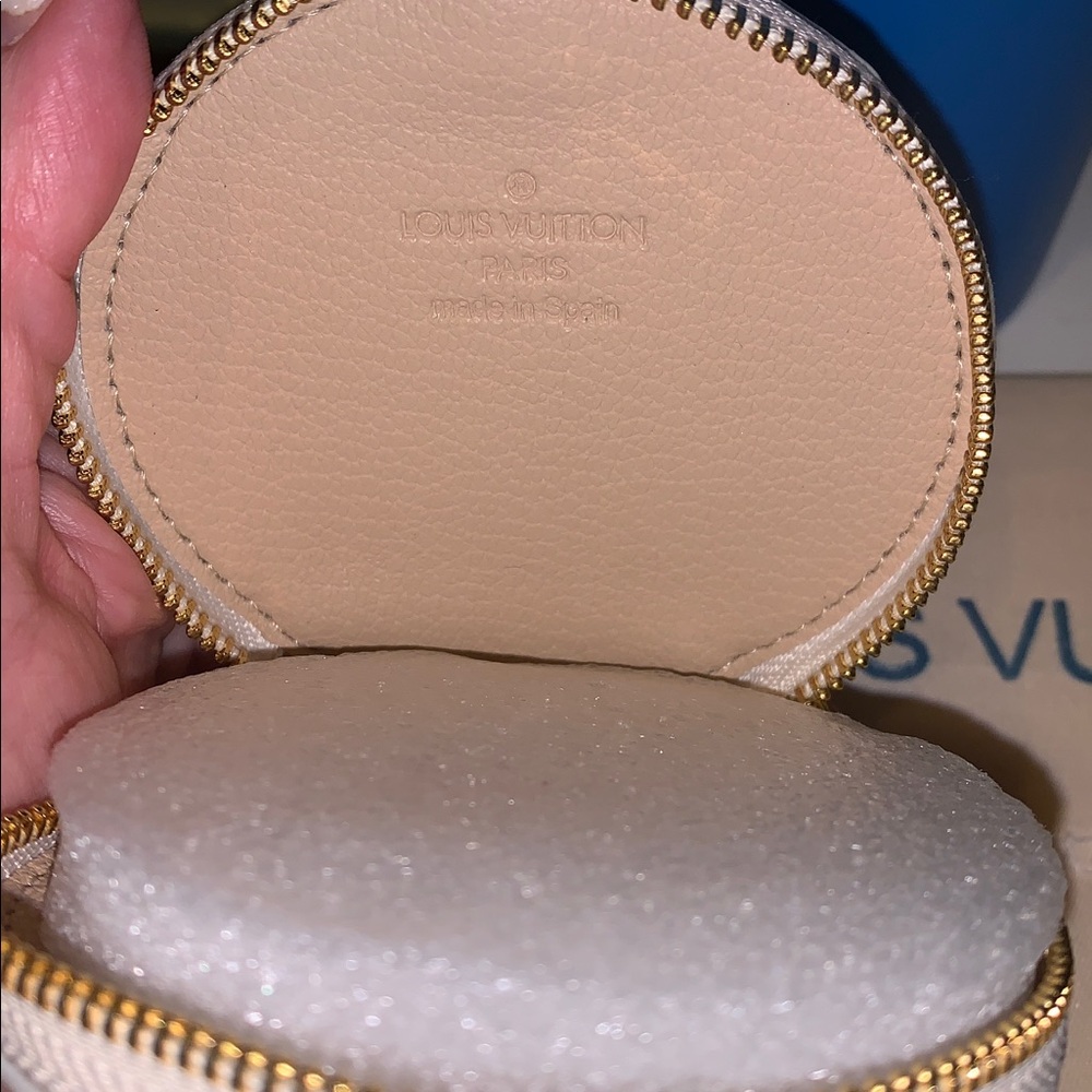 Louis Vuitton Multicolor Monogram Round Coin Purse - White/Multi - Picture 3 of 5
